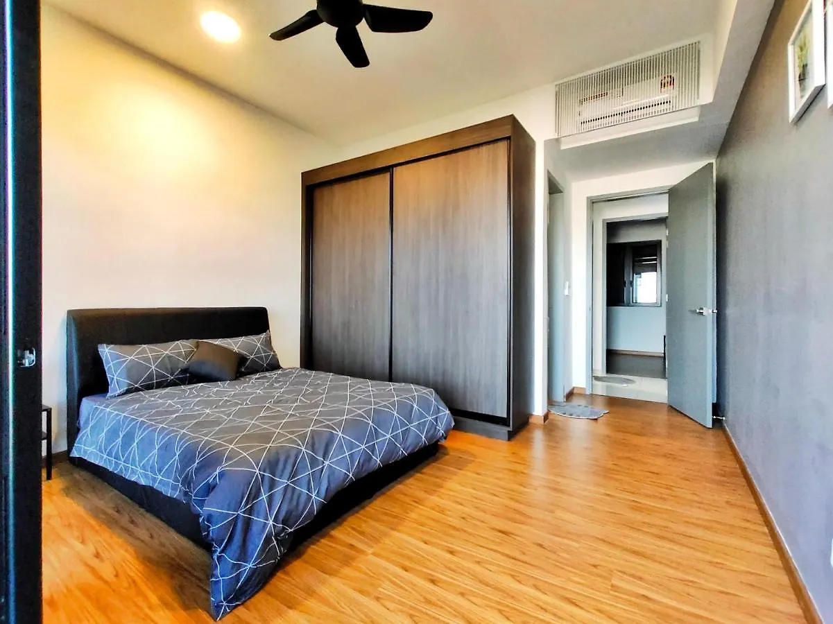 Beacon Executive Suite At Georgetown For 10Pax And 2 Bed Room Apartament