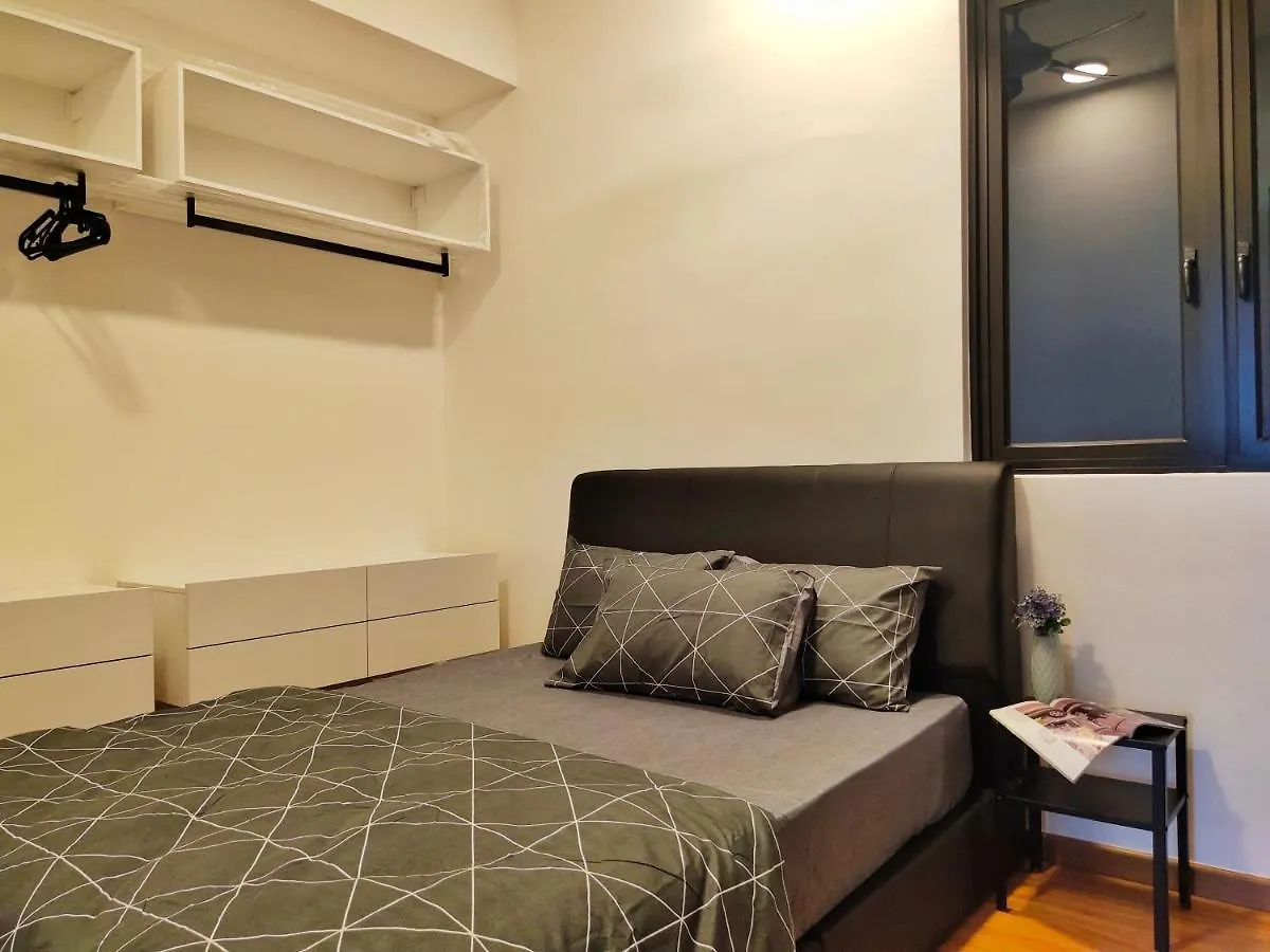 Beacon Executive Suite At Georgetown For 10Pax And 2 Bed Room 0*, George Town Malezja